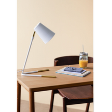 Učitajte sliku u preglednik galerije, / SLANT stolna lampa /