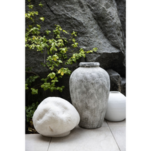 Učitajte sliku u preglednik galerije, / EARTH OUT lampa /