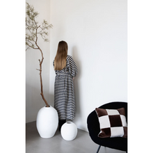 Učitajte sliku u preglednik galerije, / BEE posuda za biljke L /