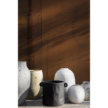 Učitajte sliku u preglednik galerije, / BEE posuda za biljke L /