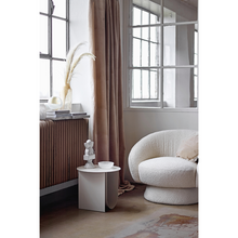 Učitajte sliku u preglednik galerije, / CHER stolić /