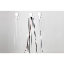 Učitajte sliku u preglednik galerije, / MODEL 1 podna lampa /