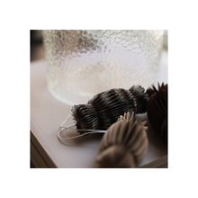 Učitajte sliku u preglednik galerije, / CANDY papirnati ukras /
